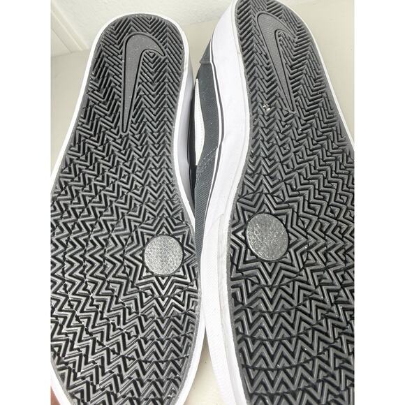 Nike SB Chron 2 Canvas Black White Skate Shoes DM3494-001 Mens 11 New